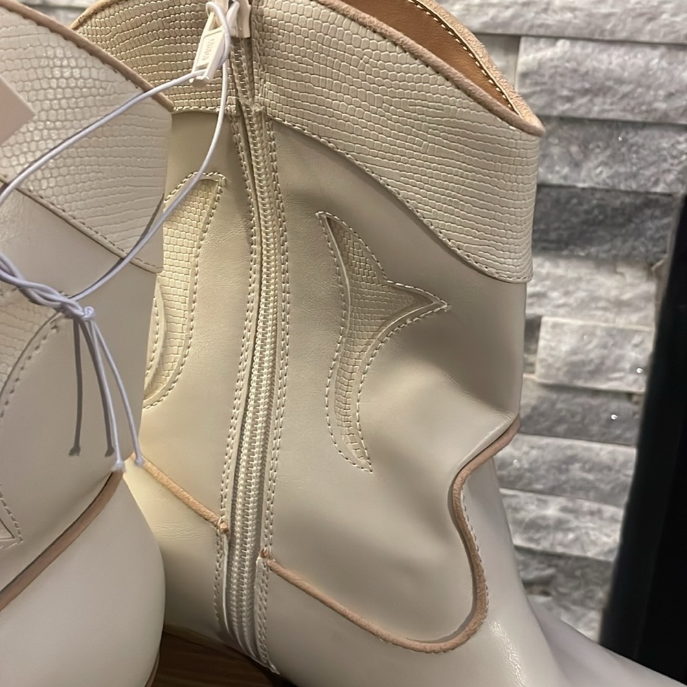 NWT UNIVERSAL THREAD OFF WHITE SHANA WESTERN BOOTS WOMEN 10 - Picture 9 of 11
